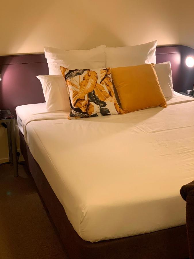B-Ks Premier Motel Palmerston North Buitenkant foto